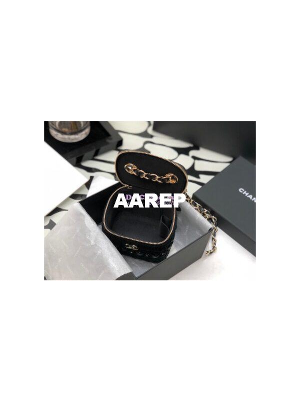 Replica Chanel Small Crochet Vanity Case AP2470 Black 11