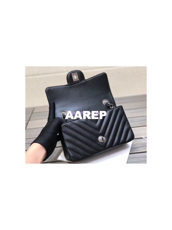 Replica Chanel Chevron Small Classic Flap 20cm in black Lambskin Bag 12