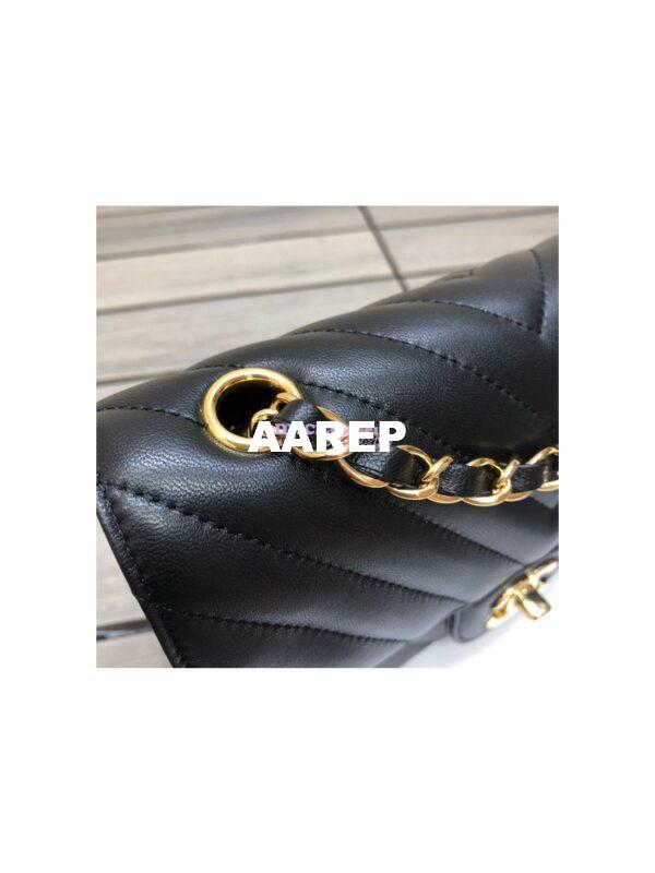 Replica Chanel Chevron Small Classic Flap 20cm in black Lambskin Bag 19