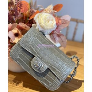 Replica Chanel Alligator Leather Small 20cm Classic Flap CF Bag 09 2