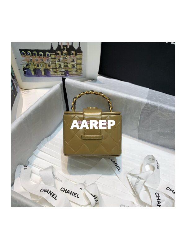 Replica Chanel Micro Mini Vanity Case 90s Vintage Patent Clutch 01919m Gold (Limited!) 8