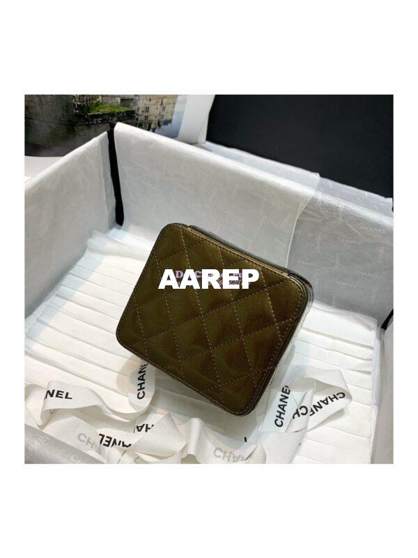 Replica Chanel Micro Mini Vanity Case 90s Vintage Patent Clutch 01919m Olive Green (Limited!) 9