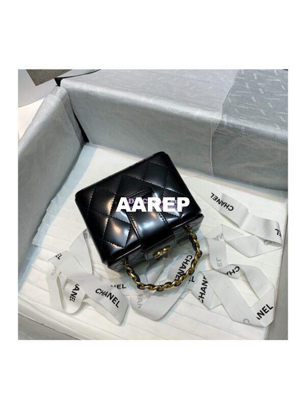 Replica Chanel Micro Mini Vanity Case 90s Vintage Patent Clutch 01919m Black (Limited!) 4