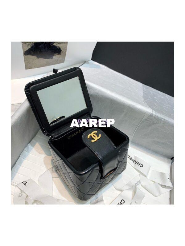 Replica Chanel Micro Mini Vanity Case 90s Vintage Patent Clutch 01919m Black (Limited!) 8