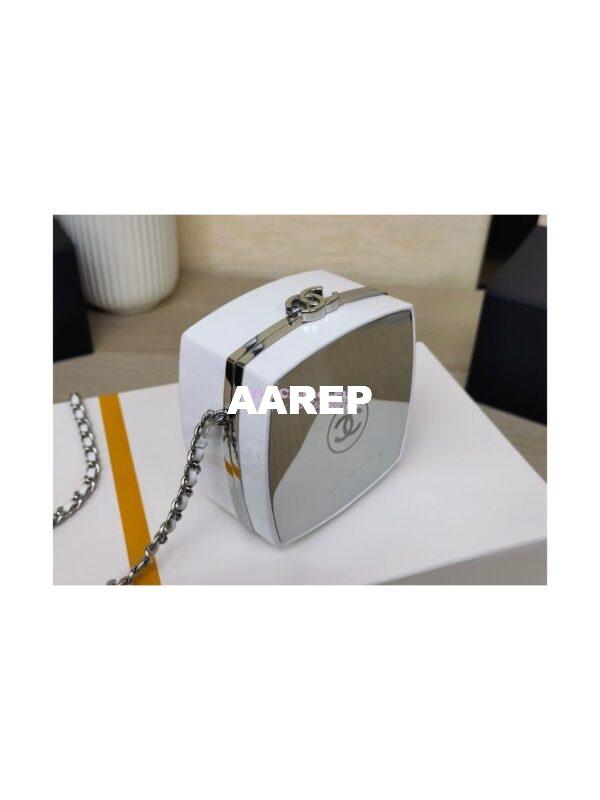 Replica Chanel Clutch With Chain in Lambskin AP2425 White 4