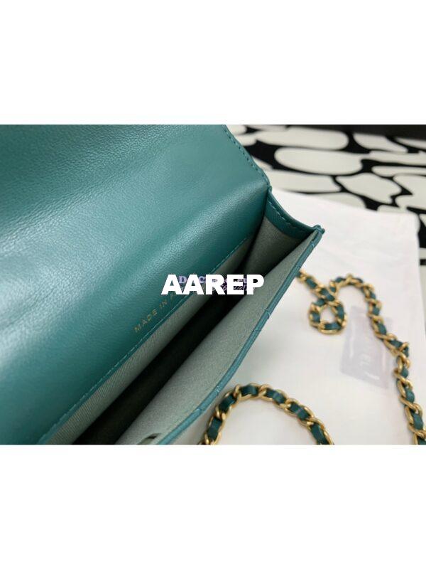 Replica Chanel Lambskin Flap Coin Purse With Chain AP2200 in Green 8