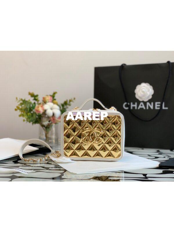 Replica Chanel Gold Vanity Case in Lambskin AS2900 White 2