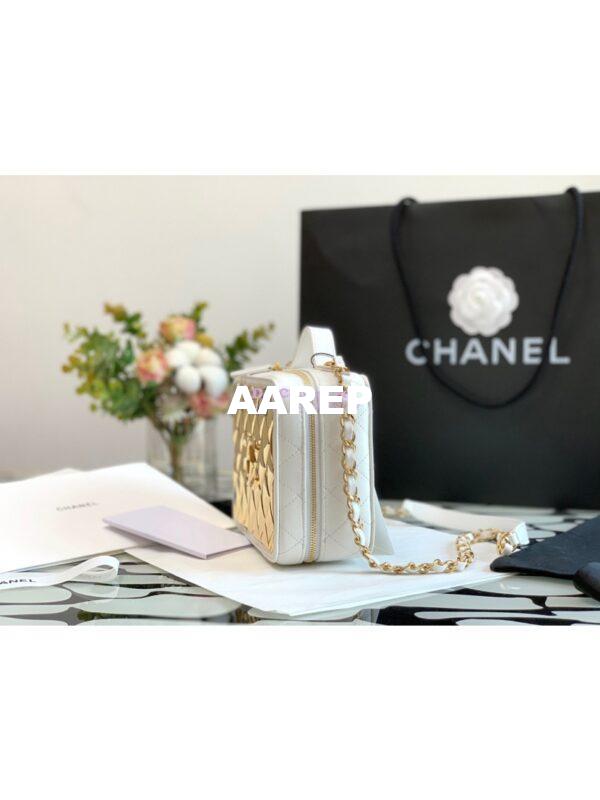 Replica Chanel Gold Vanity Case in Lambskin AS2900 White 5