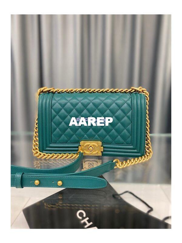 Replica Chanel Medium Boy Handbag in Grained Calfskin with Matte Gold Hardware 67086 Peacock Green 5