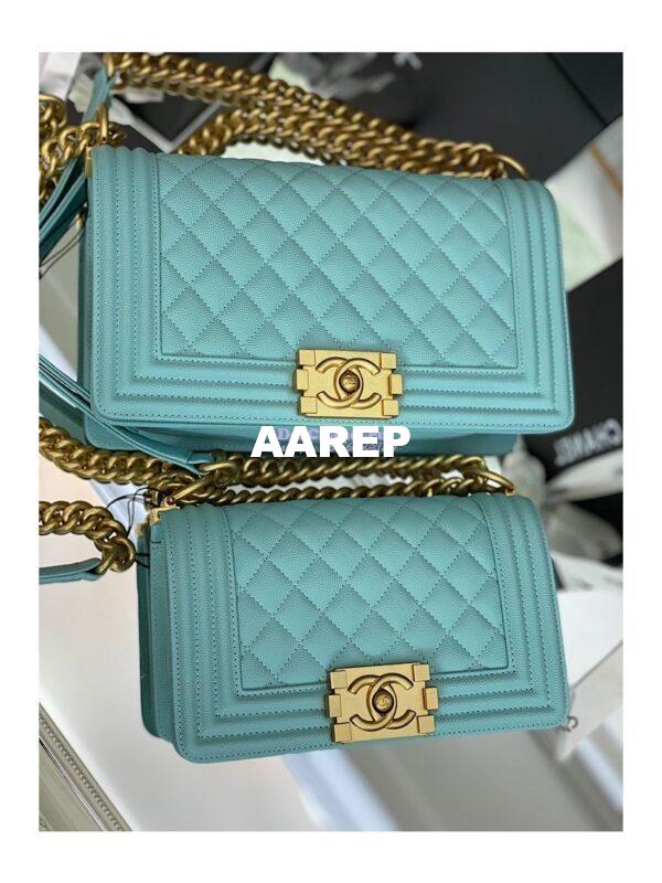 Replica Chanel Medium Boy Handbag in Grained Calfskin with Matte Gold Hardware 67086 Tiffany Blue 4