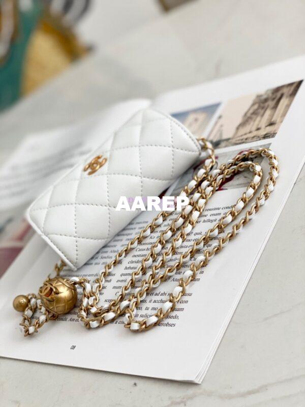 Replica Chanel Lambskin Chain Clutch With Charm AP1628 White 4