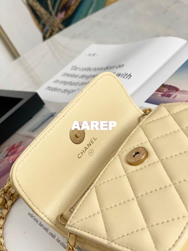 Replica Chanel Lambskin Chain Clutch With Charm AP1628 Yellow 8