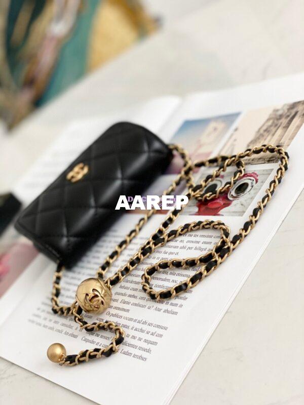 Replica Chanel Lambskin Chain Clutch With Charm AP1628 Black 4