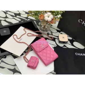 Replica Chanel Grained Calfskin Lacquered Metal Logo Phone & Airpods Case With Chain AP2033 Pink