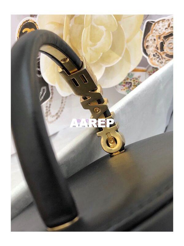 Replica Chanel Vanity Bag in Calfskin AS2061 Black 4