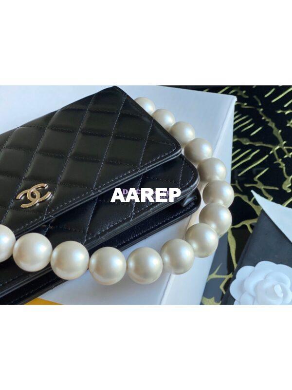 Replica Chanel Wallet On Pearl Chain WOC in Calfskin AP1814 Black 2