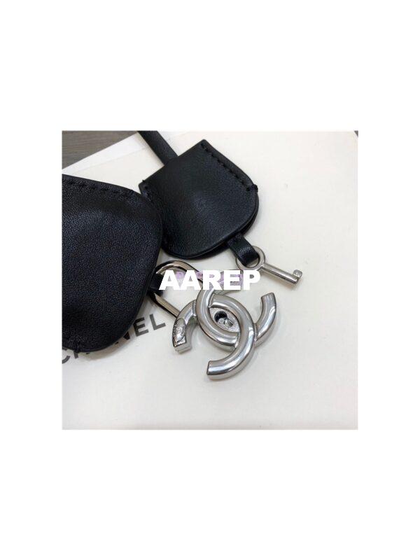 Replica Chanel CC Filigree Vanity Case A93343 So Black Lambskin 29