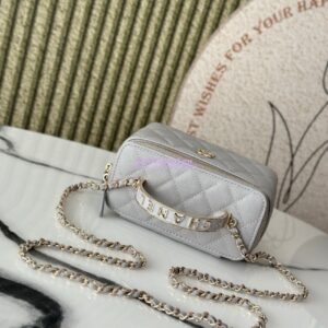 Replica Chanel Exclusive Limited-Edition Grained Calfskin Metal Enamel Handle Vanity Chain Bag – AP4426 Grey 2