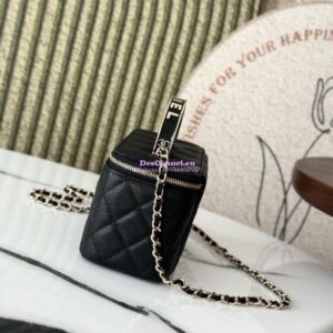 Replica Chanel Exclusive Limited-Edition Grained Calfskin Metal Enamel Handle Vanity Chain Bag – AP4426 Black 2