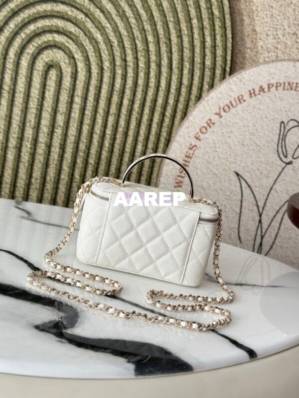 Replica Chanel Exclusive Limited-Edition Grained Calfskin Metal Enamel Handle Vanity Chain Bag – AP4426 White 8