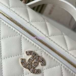 Replica Chanel 25C Exclusive Limited Edition Long Vanity With Chain Grained Calfskin with Heart Logo AP4531 White 2