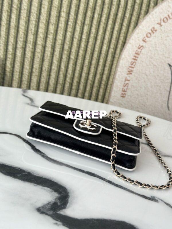 Replica Chanel SS25 CC Enamel Wallet On Chain WOC in Lambskin AP4511 Black 4