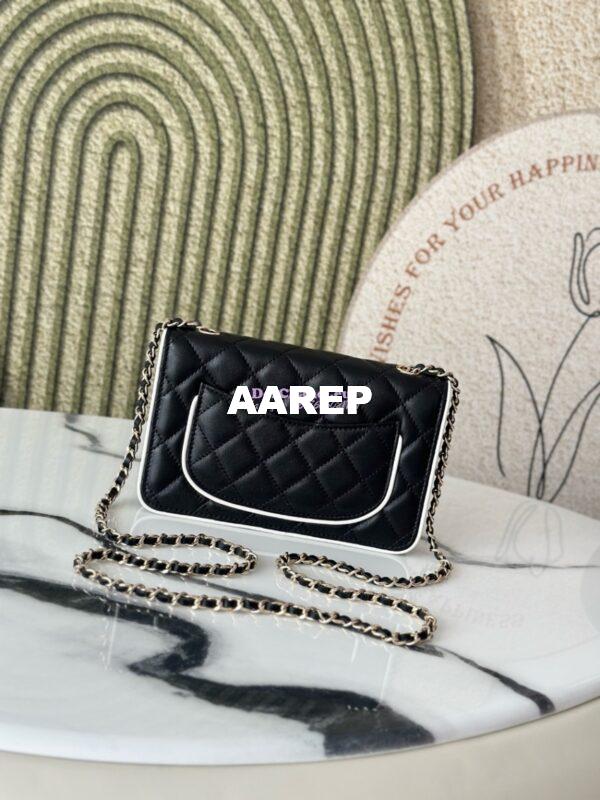Replica Chanel SS25 CC Enamel Wallet On Chain WOC in Lambskin AP4511 Black 11