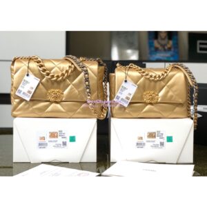 Replica Chanel 19 Flap Bag AS1160 AS1161 Metallic Lambskin Gold