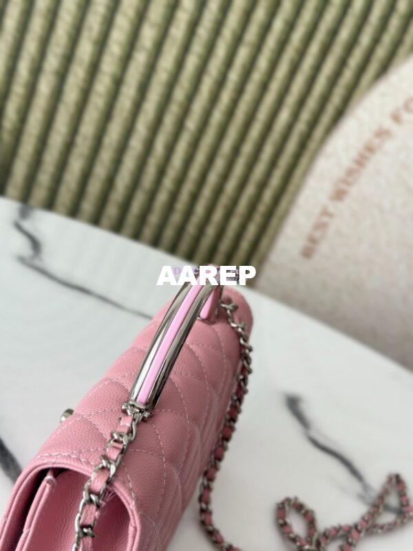Replica Chanel SS25 Clutch with Chain with Top Handle Bag Metal Resin AP4498 Light Pink 2