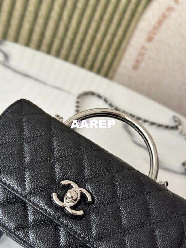 Replica Chanel SS25 Clutch with Chain with Top Handle Bag Metal Resin AP4498 Black 3