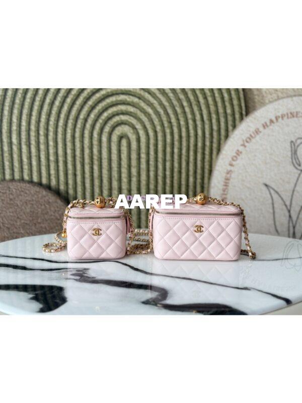 Replica Chanel New Clutch With Chain in Lambskin AP2303 Light Pink 3