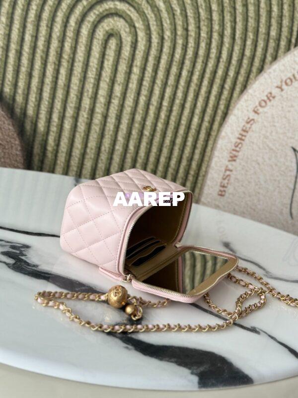 Replica Chanel New Clutch With Chain in Lambskin AP2303 Light Pink 9
