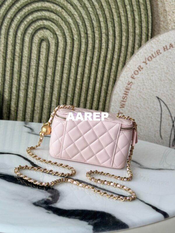 Replica Chanel New Clutch With Chain in Lambskin AP2303 Light Pink 12