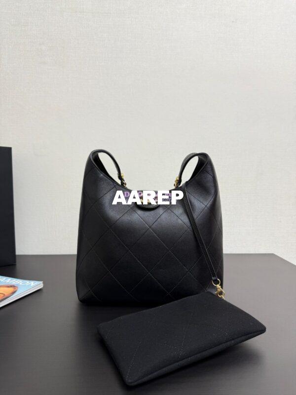 Replica Chanel SS25 Large Hobo Bag Shiny Lambskin AS5410 Black