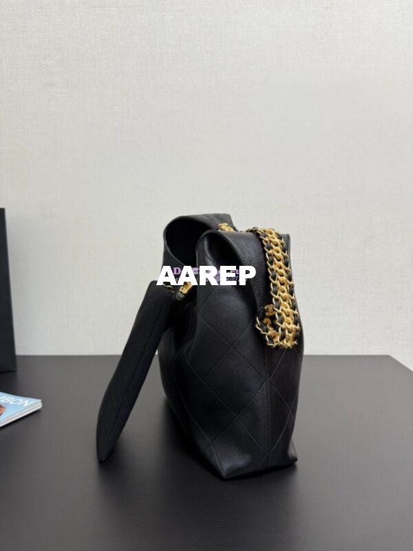 Replica Chanel SS25 Large Hobo Bag Shiny Lambskin AS5410 Black 2