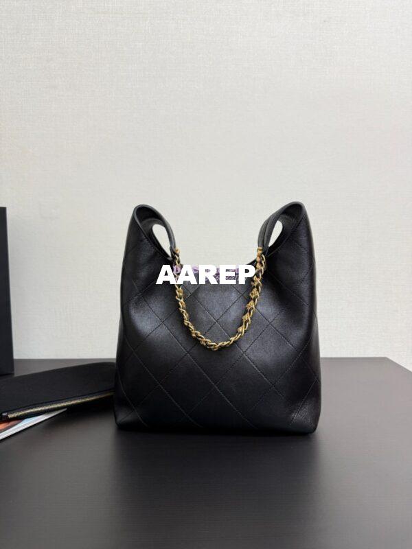 Replica Chanel SS25 Large Hobo Bag Shiny Lambskin AS5410 Black 8