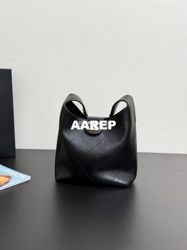 Replica Chanel SS25 Hobo Bag Shiny Lambskin AS5409 Black