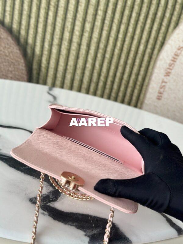 Replica Chanel 25S Leather Chain Strap CC Logo Handle Flap Bag AP3238 Light Pink 8