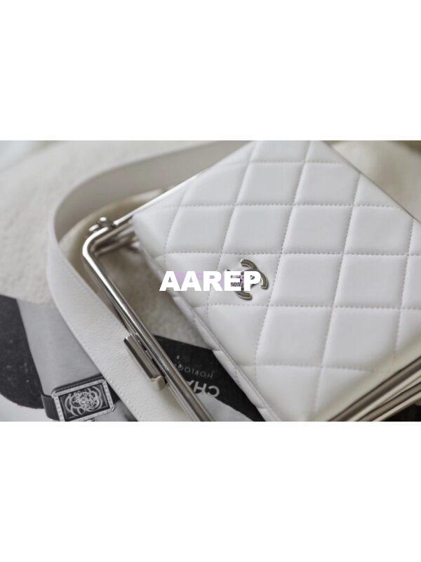 Replica Chanel Lambskin Clutch AS1732 White 5