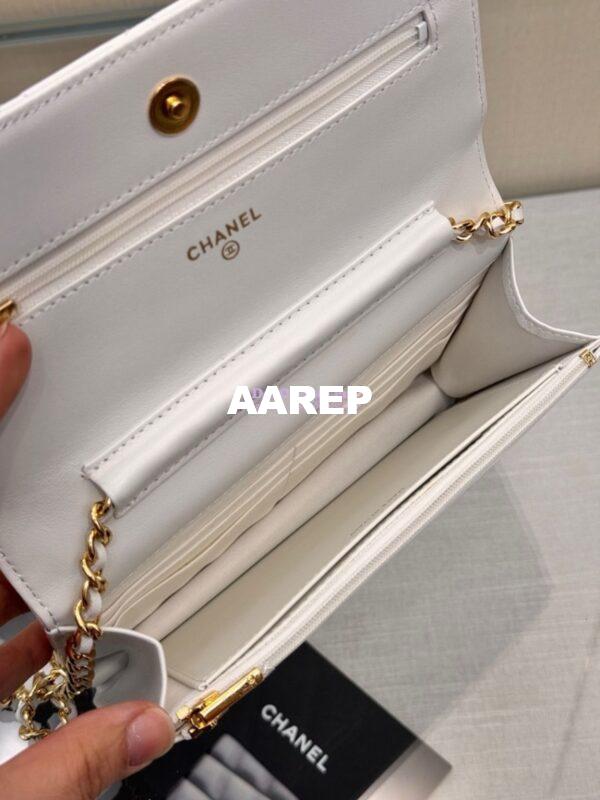 Replica Chanel New Magnetic Lambskin Wallet On Chain WOC White Bag 33814 16
