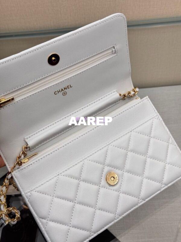 Replica Chanel New Magnetic Lambskin Wallet On Chain WOC White Bag 33814 17