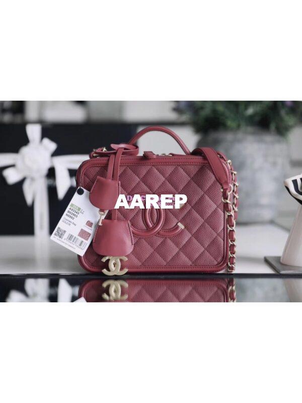 Replica Chanel CC Filigree Vanity Case Vanity Case A93343 Caviar Burgundy 4