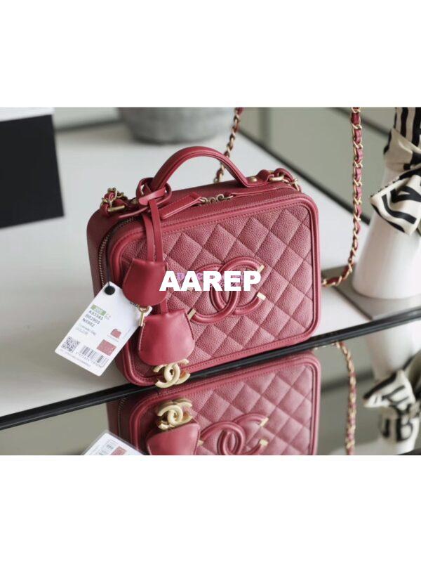 Replica Chanel CC Filigree Vanity Case Vanity Case A93343 Caviar Burgundy 5