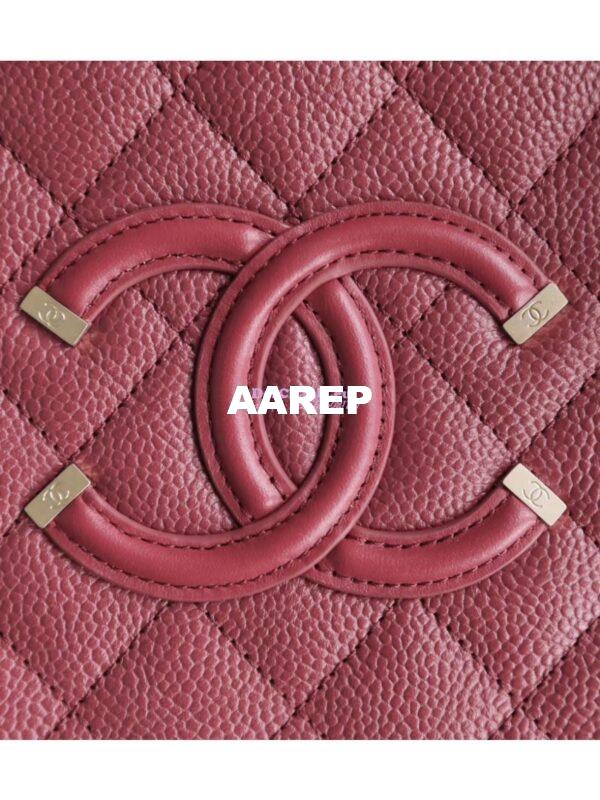 Replica Chanel CC Filigree Vanity Case Vanity Case A93343 Caviar Burgundy 7