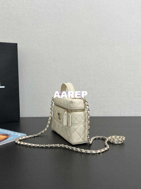 Replica Chanel 25C Long Vanity With Chain Grained Calfskin AP4407 White 4