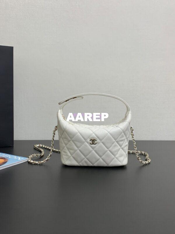Replica Chanel 25C Pochette Avec Chain in Shiny Grained Calfskin AP4386 White (Limited Edition) 3