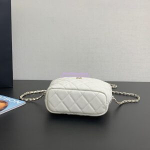 Replica Chanel 25C Pochette Avec Chain in Shiny Grained Calfskin AP4386 White (Limited Edition) 2