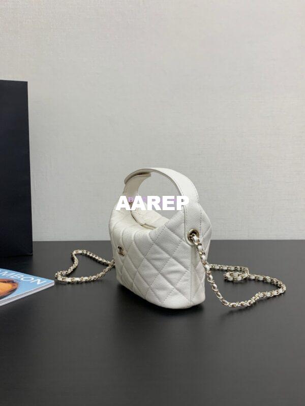 Replica Chanel 25C Pochette Avec Chain in Shiny Grained Calfskin AP4386 White (Limited Edition) 6