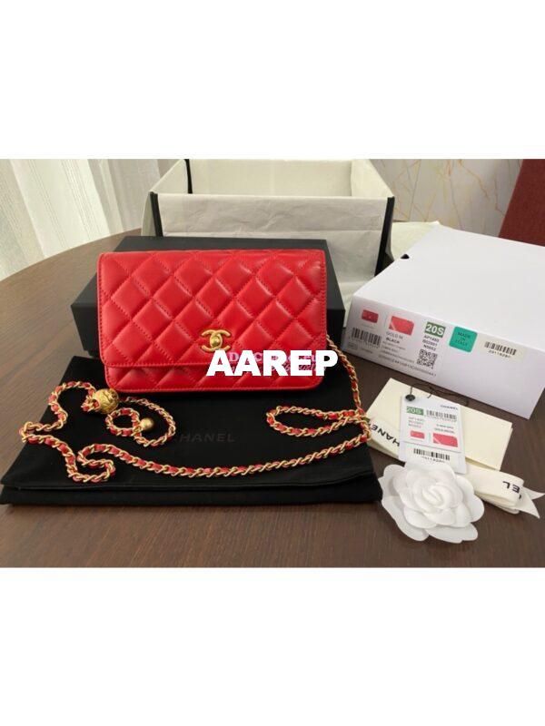 Replica Chanel WOC With CC Details On Strap AP1450 in Lambskin Red