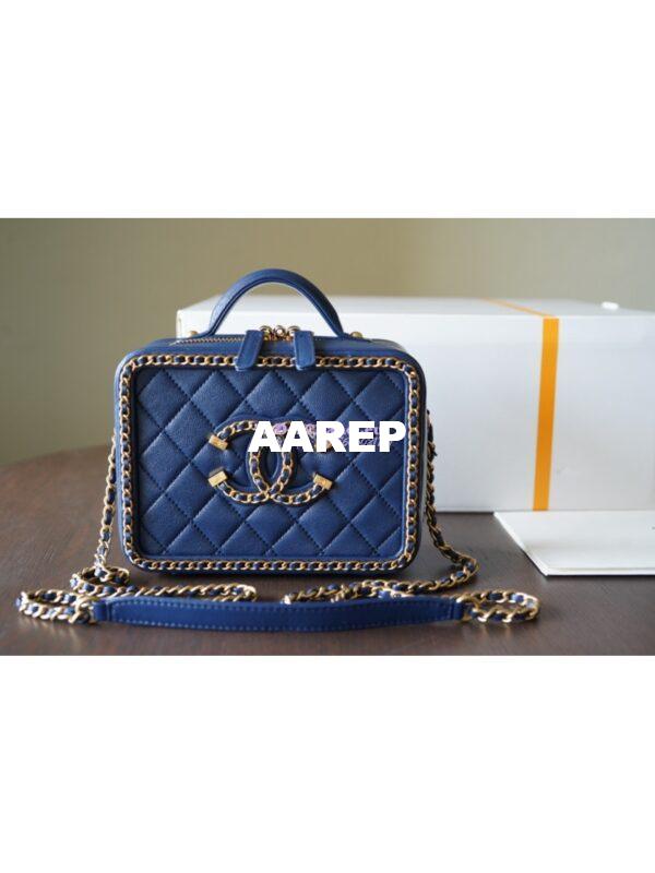 Replica Chanel Small CC Filigree Chain Around Vanity Case AS1785 Blue